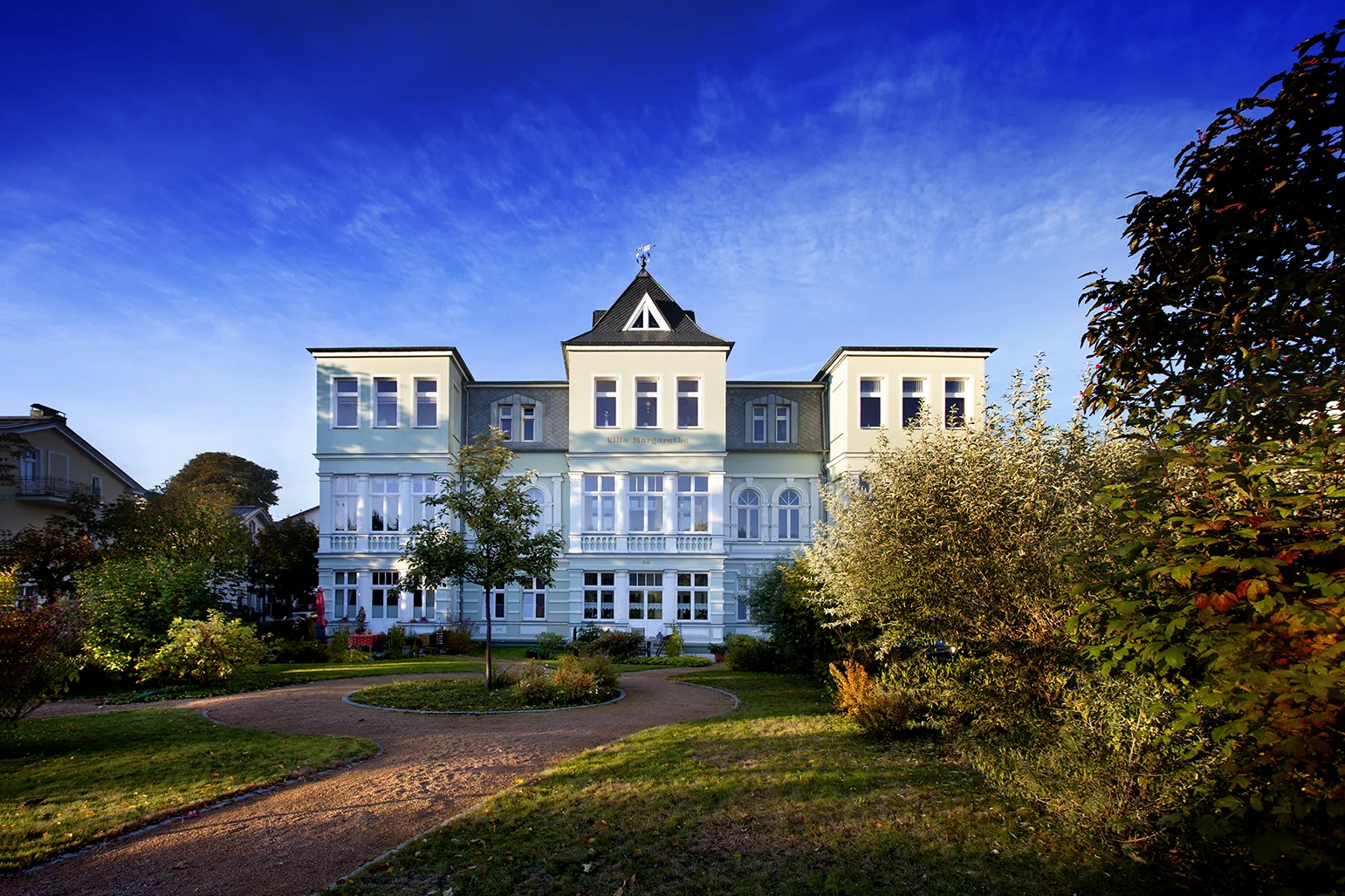 Saniertes historisches Sprossenfenster